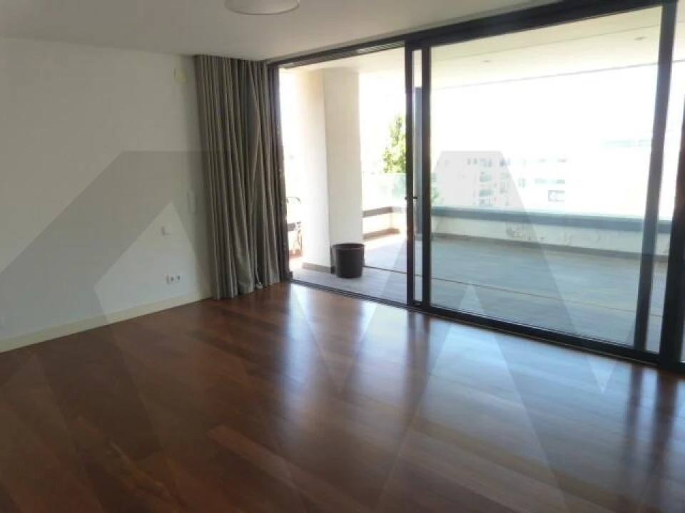 Apartamento T3 para Arrendamento em Cascais e Estoril Foto 31