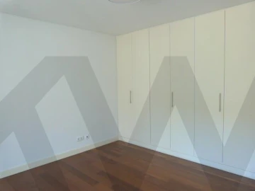 Apartamento T3 para Arrendamento em Cascais e Estoril