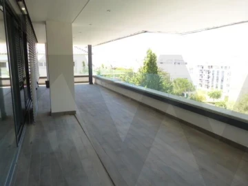 Apartamento T3 para Arrendamento em Cascais e Estoril
