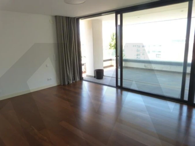 Apartamento T3 para Arrendamento em Cascais e Estoril Foto 31