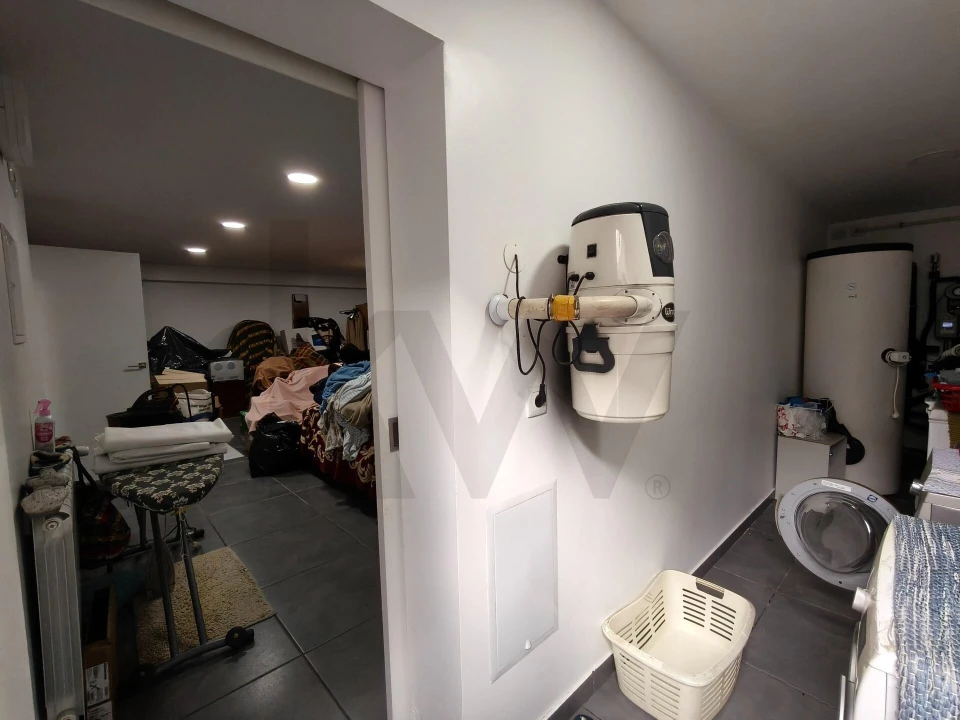 Moradia T3 para Venda em Nogueira e Silva Escura Foto 25