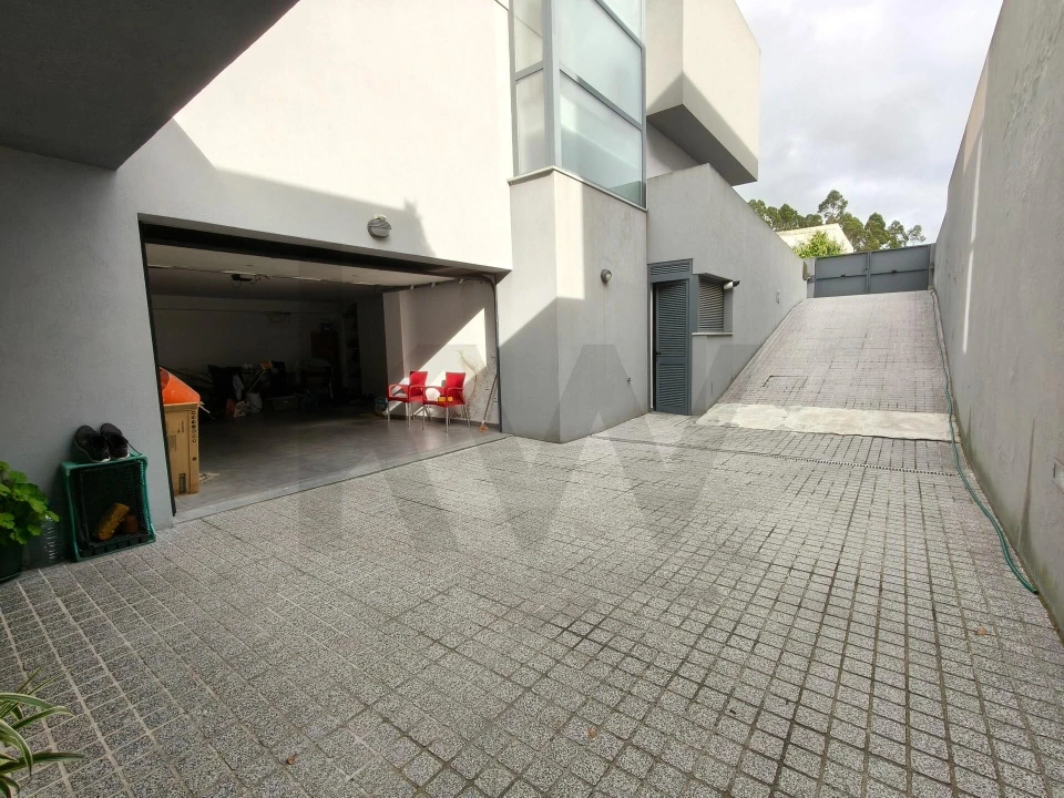 Moradia T3 para Venda em Nogueira e Silva Escura Foto 29