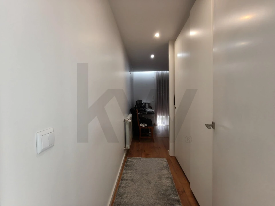 Moradia T3 para Venda em Nogueira e Silva Escura Foto 22