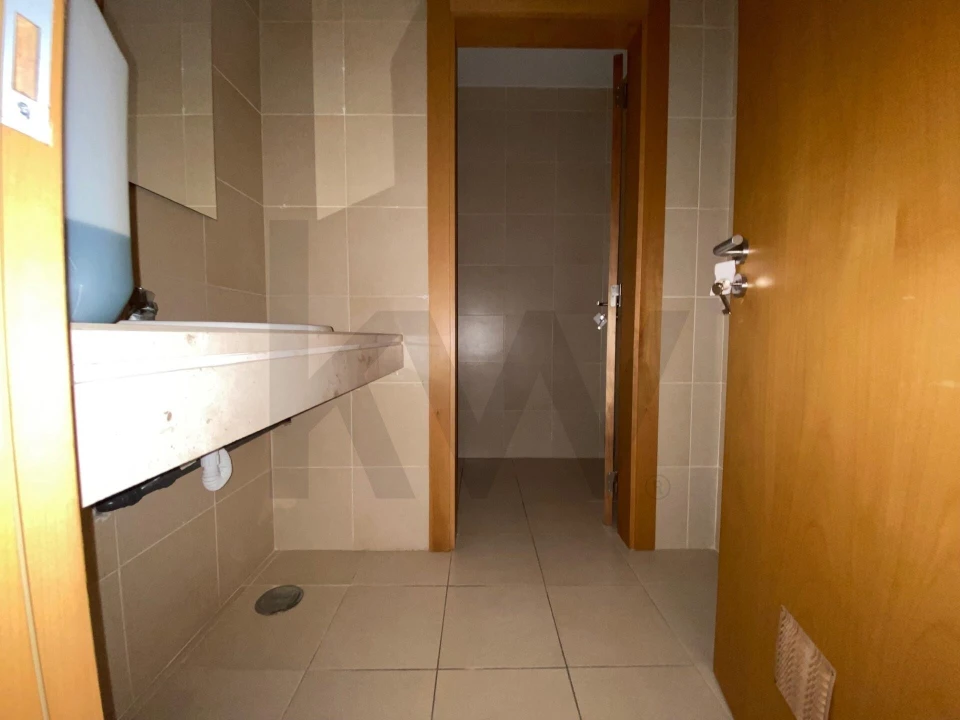 Loja para Arrendamento em Albufeira e Olhos de Água Foto 23