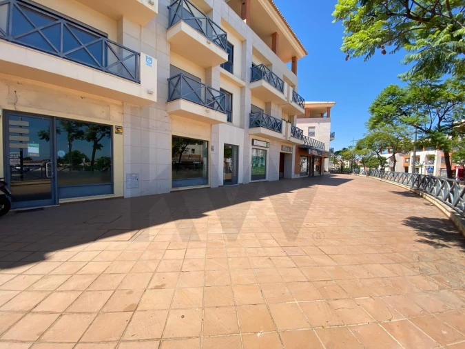 Loja para Arrendamento em Albufeira e Olhos de Água Foto 30