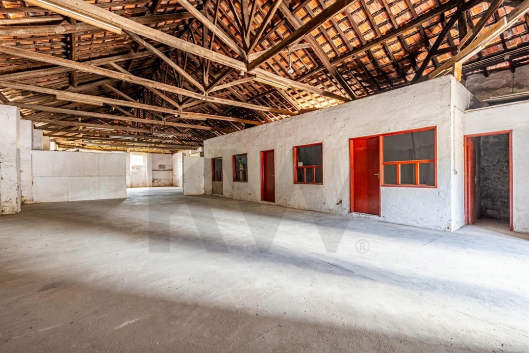Armazém para Venda em Romeira e Várzea Foto 5