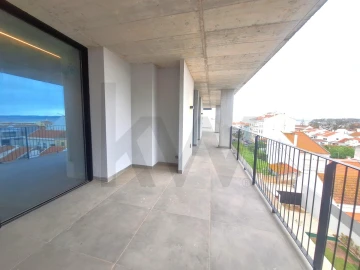 Apartamento T3 para Venda em Alcochete