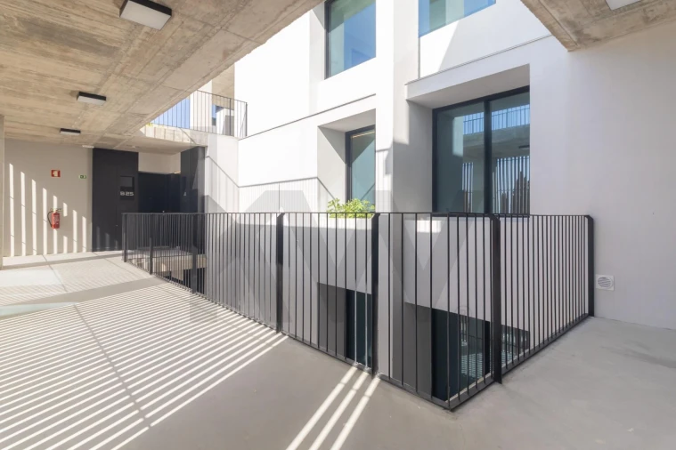 Apartamento T3 para Venda em Alcochete Foto 25