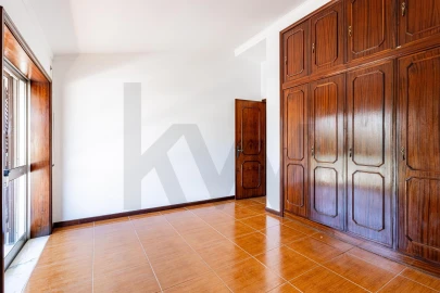 Moradia T2 para Venda em Escapães