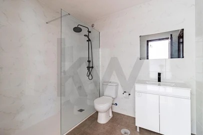 Moradia T2 para Venda em Escapães