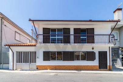 Moradia T2 para Venda em Escapães