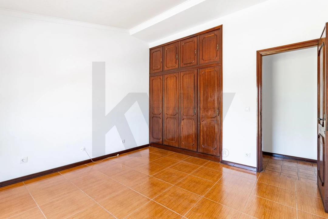 Moradia T2 para Venda em Escapães Foto 18