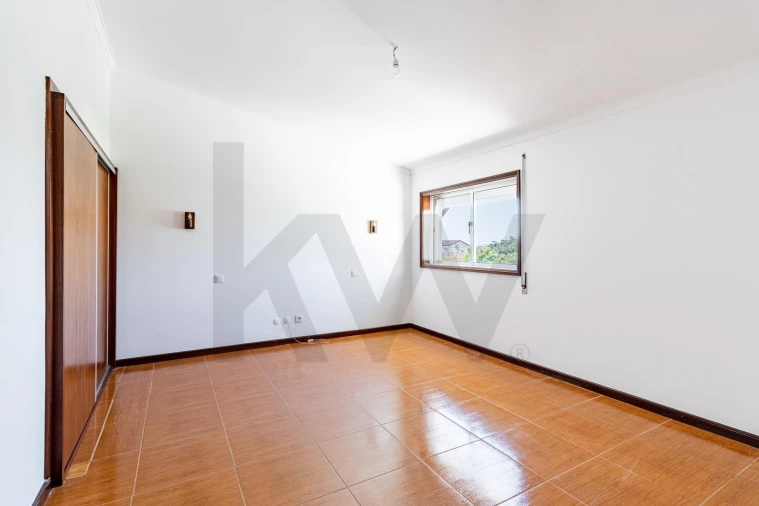 Moradia T2 para Venda em Escapães Foto 11