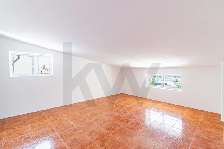Moradia T2 para Venda em Escapães Foto 16