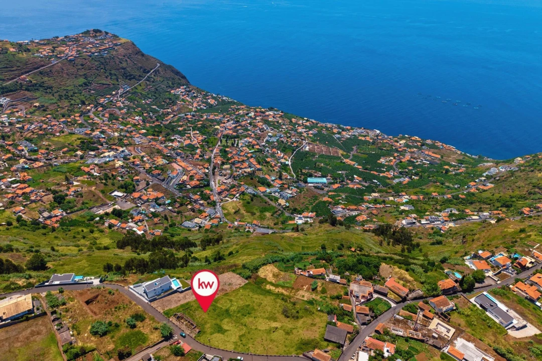 Terreno para Venda em Arco da Calheta Foto 18