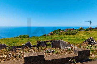 Terreno para Venda em Arco da Calheta