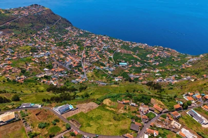 Terreno para Venda em Arco da Calheta