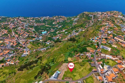 Terreno para Venda em Arco da Calheta