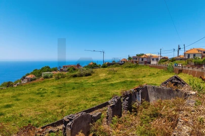 Terreno para Venda em Arco da Calheta
