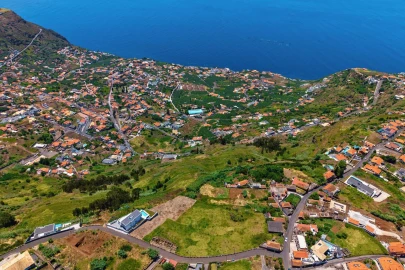 Terreno para Venda em Arco da Calheta