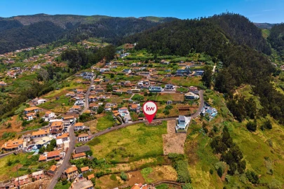 Terreno para Venda em Arco da Calheta