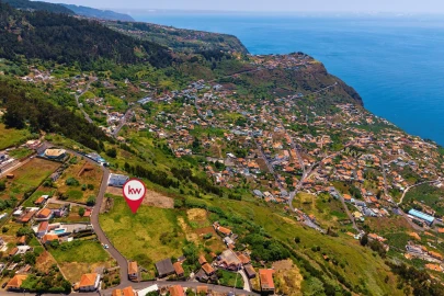 Terreno para Venda em Arco da Calheta