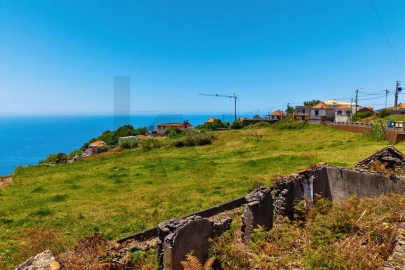 Terreno para Venda em Arco da Calheta