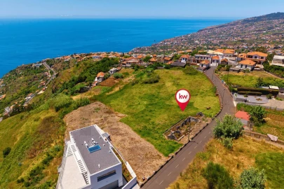 Terreno para Venda em Arco da Calheta