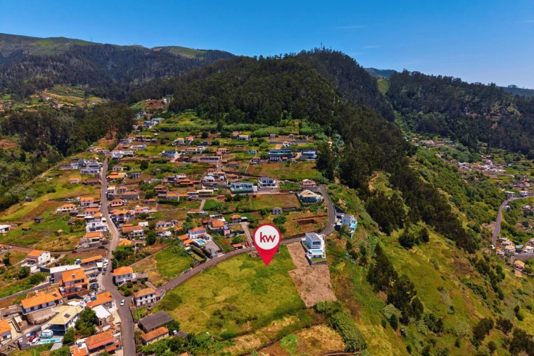 Terreno para Venda em Arco da Calheta Foto 21