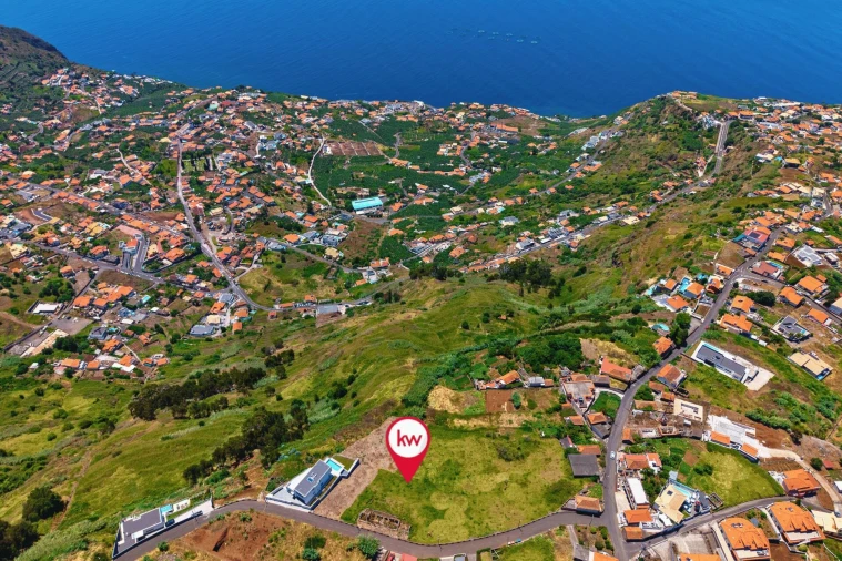 Terreno para Venda em Arco da Calheta Foto 23