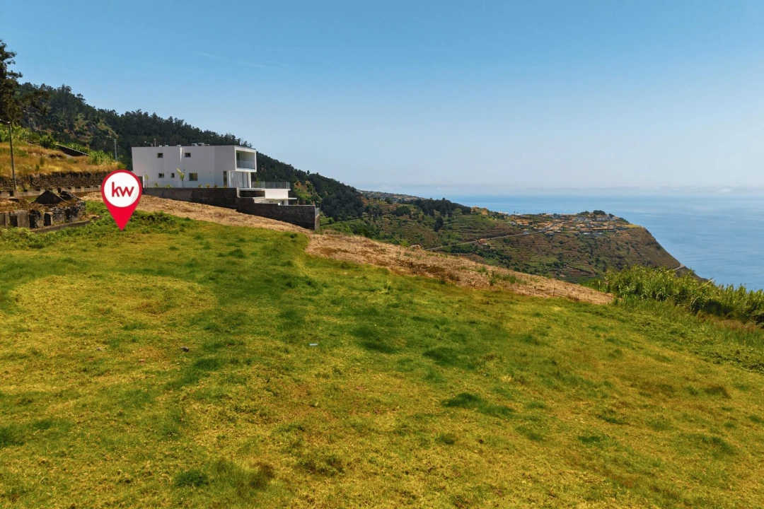 Terreno para Venda em Arco da Calheta Foto 36