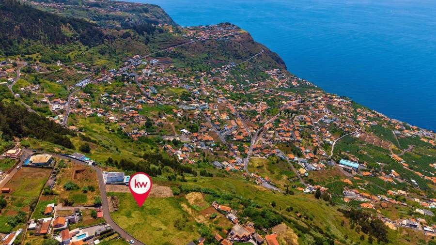 Terreno para Venda em Arco da Calheta