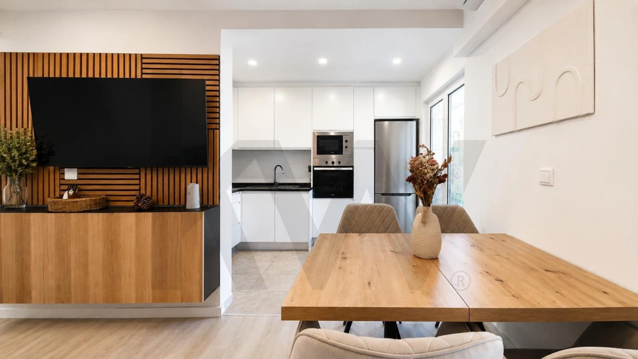 Apartamento T4 para Venda em Mina de Água Foto 15