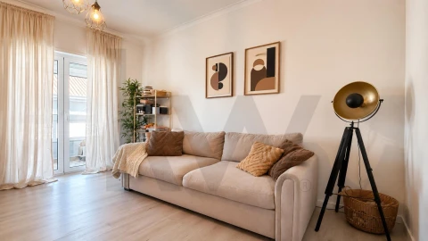 Apartamento T4 para Venda em Mina de Água