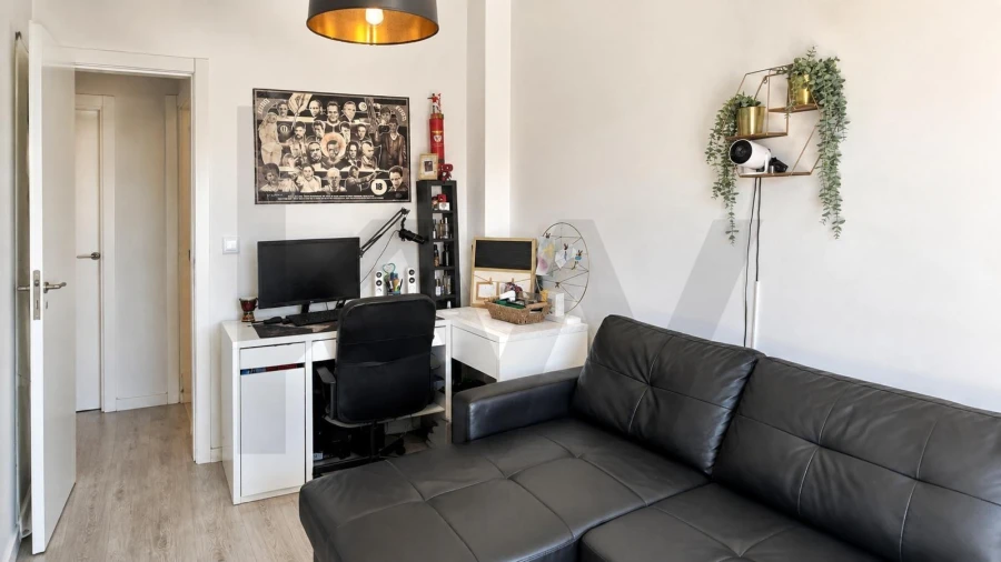Apartamento T4 para Venda em Mina de Água Foto 10