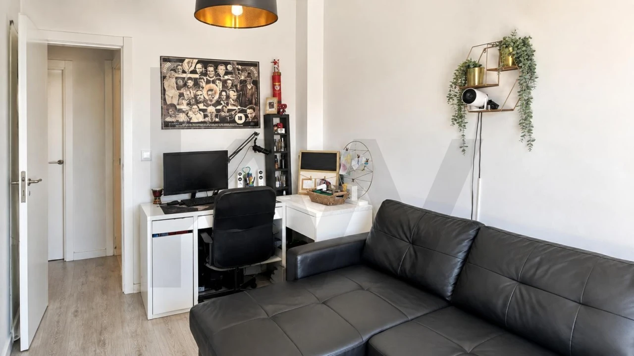 Apartamento T4 para Venda em Mina de Água Foto 10