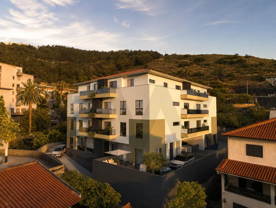 Apartamento T2 para Venda em Caniço Foto 8