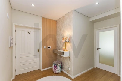 Apartamento T3 para Venda em Pedroso e Seixezelo