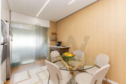 Apartamento T3 para Venda em Pedroso e Seixezelo