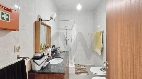 Prédio para Venda em Requeixo, Nossa Senhora de Fátima e Nariz