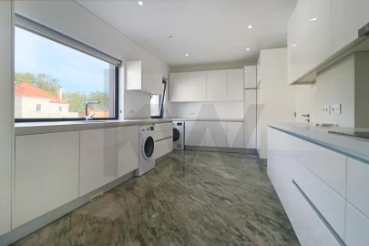 Apartamento T3 para Arrendamento em Cascais e Estoril