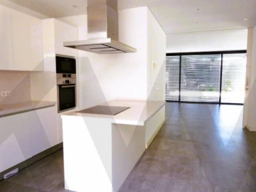 Apartamento T3 para Arrendamento em Cascais e Estoril