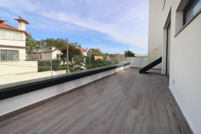 Apartamento T3 para Arrendamento em Cascais e Estoril