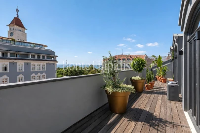 Apartamento T4 para Venda em Misericórdia