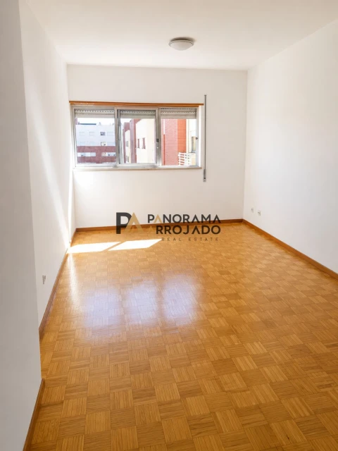 Apartamento T2 para Venda em Caparica e Trafaria