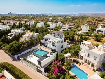 Moradia T5 para Venda em Tavira (Santa Maria e Santiago)