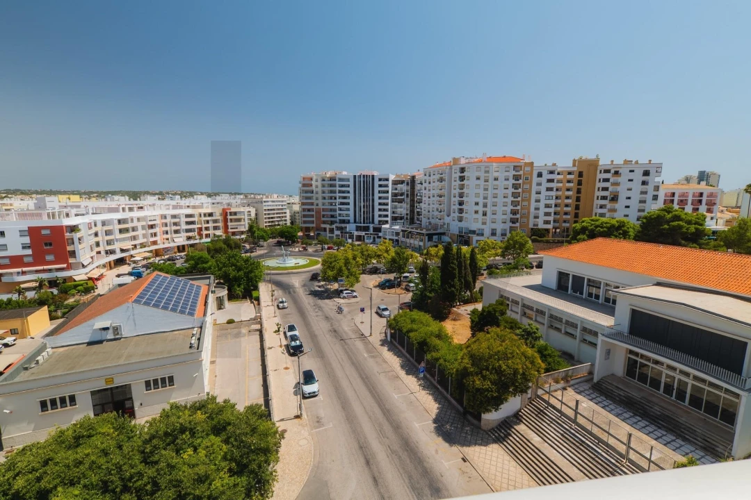 Apartamento T2 para Venda em Portimão Foto 46