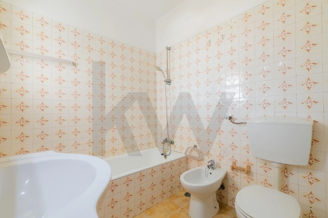 Apartamento T2 para Venda em Portimão Foto 17