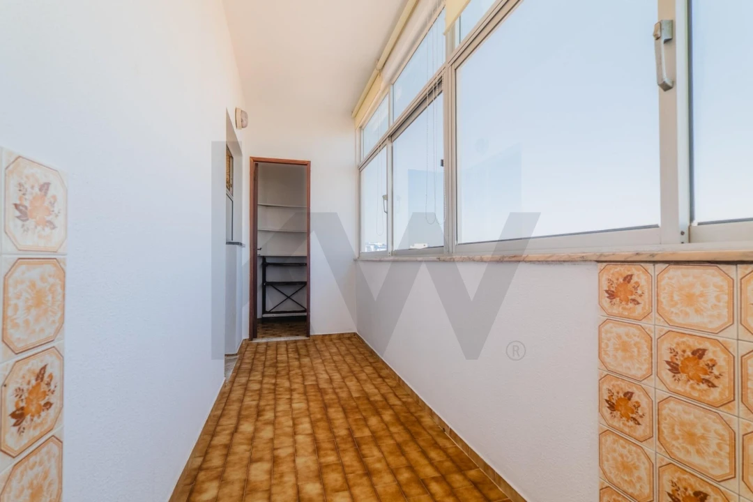 Apartamento T2 para Venda em Portimão Foto 28