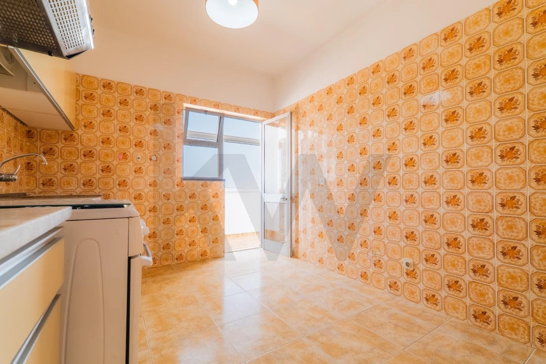 Apartamento T2 para Venda em Portimão Foto 25